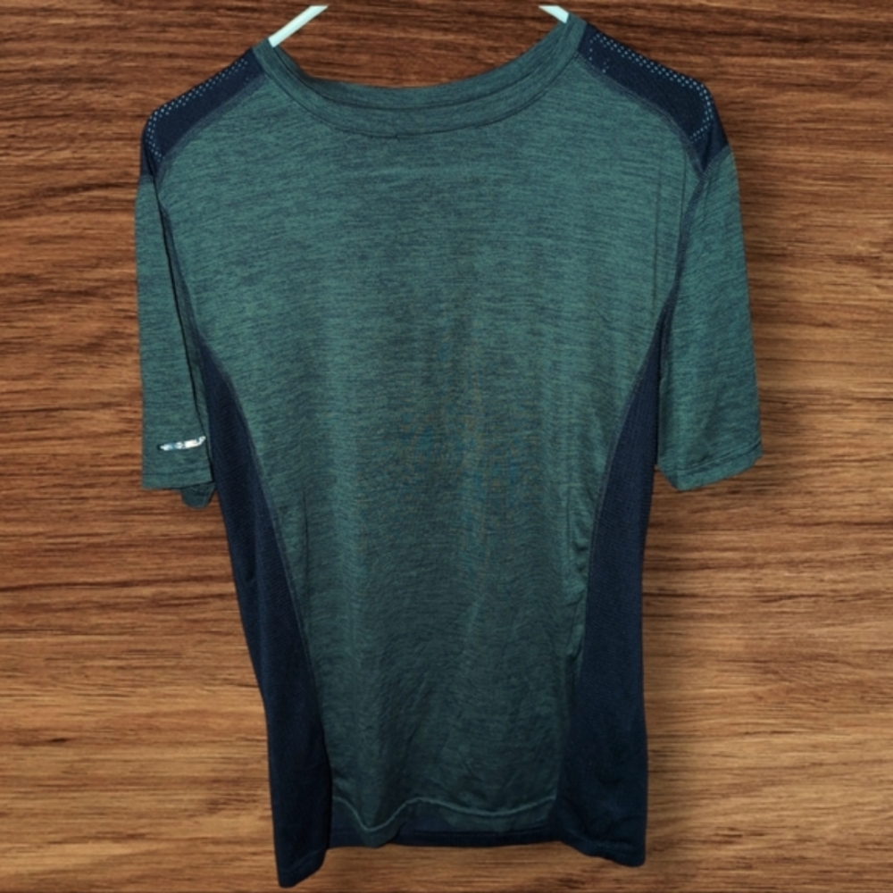 ❤️ Athletic Works Men's Black Grey T-shirt Small